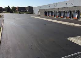 Best Asphalt Driveway Installation  in Somerset, KY